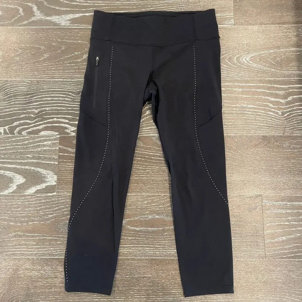 Lululemon Extra Mile Crop Reflective 23” Black Leggings Women Size 8